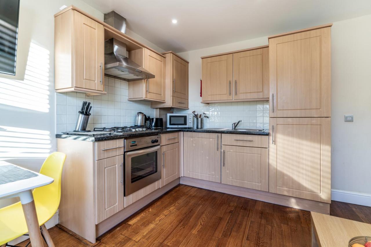 One Bedroom Flat In Bush Hill Park Enfield Exteriér fotografie