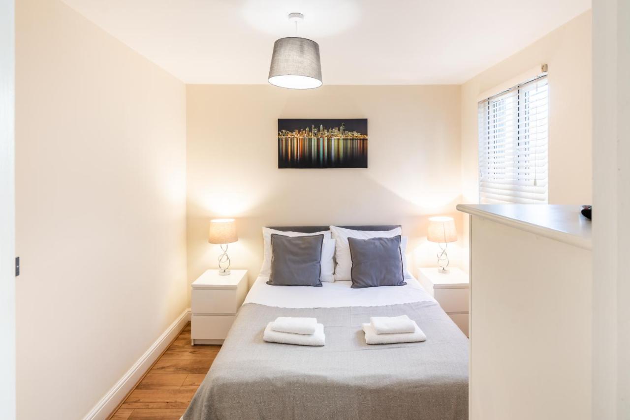 One Bedroom Flat In Bush Hill Park Enfield Exteriér fotografie