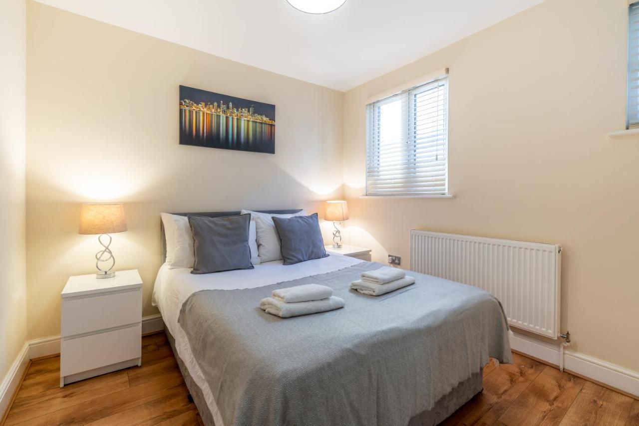 One Bedroom Flat In Bush Hill Park Enfield Exteriér fotografie